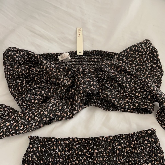 2 piece set - Picture 3 of 3